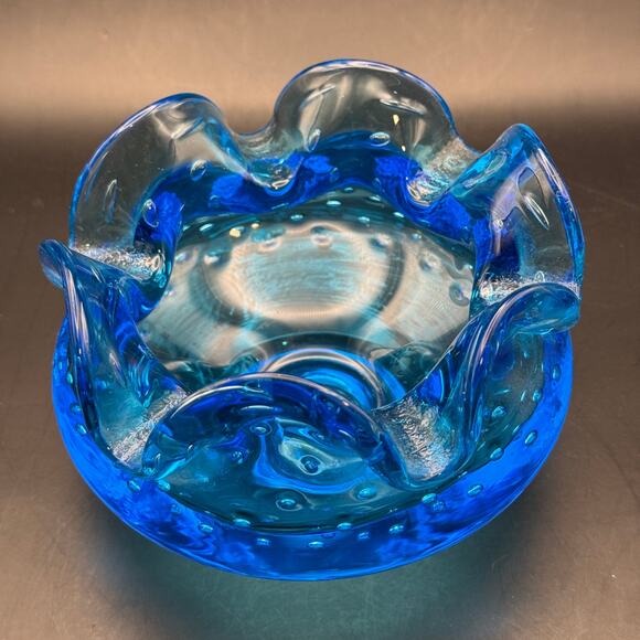 Vtg Mid-Century Modern Italian Murano Bullicante Art Glass Bowl / Ashtray Blue!